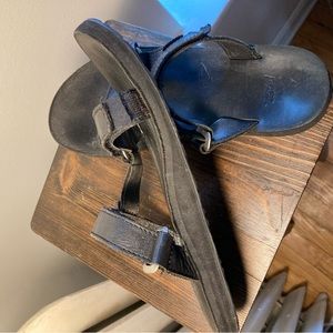 Teva black leather universal slide